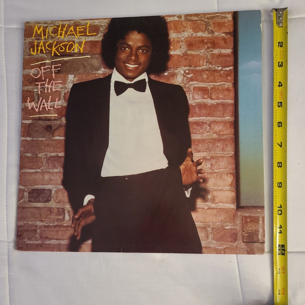 EUC Michael Jackson Off The Wall Vinyl Record - Black - Picture 6 of 7